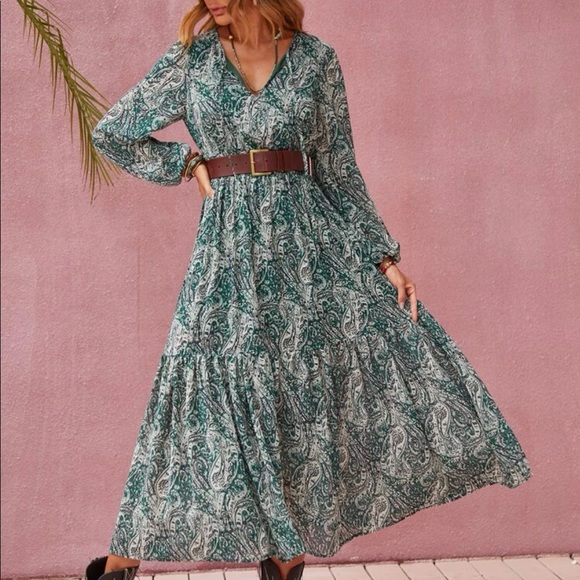 Rusttydustty Dresses & Skirts - Beautifully Bohemian style paisley green/silver dress